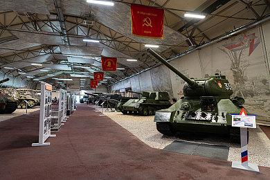 短篇心理恐怖游戏《Valley of Shadows》Steam页面上线 暂不支持简体中文